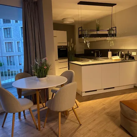 E&A City Apartment Hannover Mitten Im Stadtzentrum Mit Lift Und Tiefgarage Exterior photo